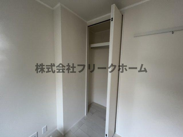 三鷹市上連雀１丁目のタウンの収納