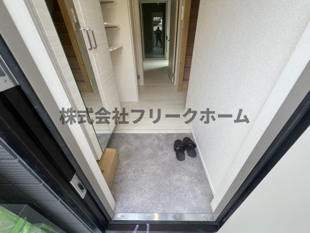 三鷹市上連雀１丁目のタウンの玄関