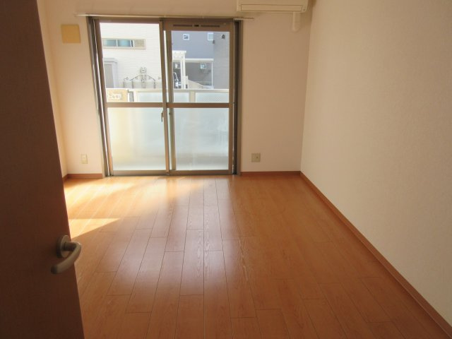 ラグリシーヌ　Ⅱの居間・リビング