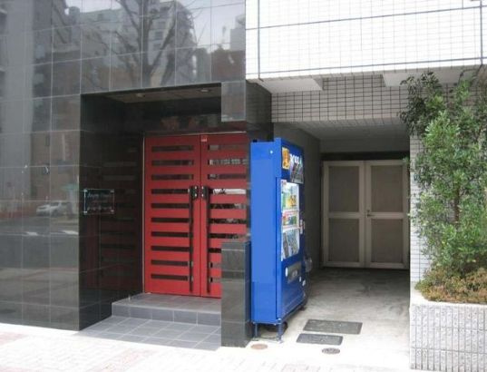 墨田区両国２丁目の賃貸マンションのエントランス