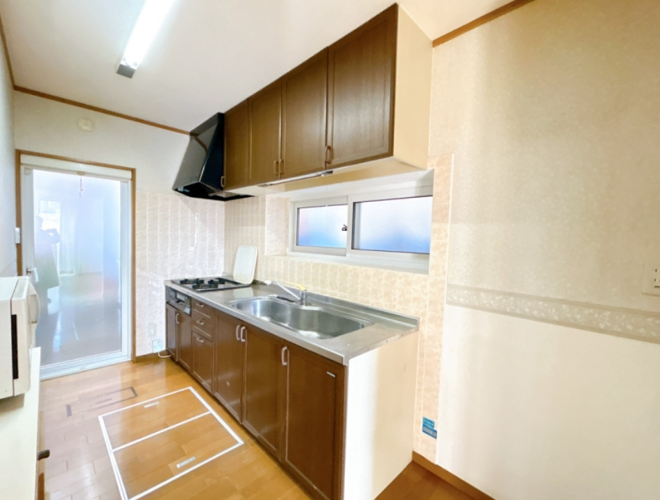 八戸市根城7丁目　令和8年3月16日まで現況販売のキッチン