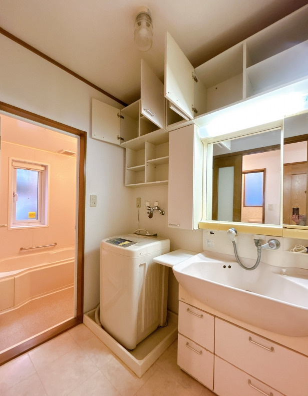 八戸市根城7丁目　令和8年3月16日まで現況販売の独立洗面台