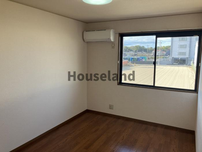 ファースト西浜の洋室