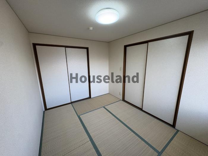 ファースト西浜の和室