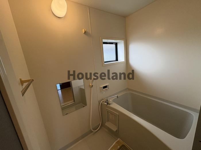 ファースト西浜の浴室