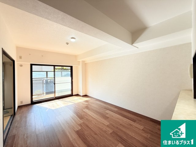 シャルマンフジ堺北の洋室