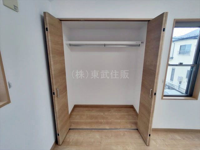 【収納】 | 坂戸市関間 | 2階東側6.0帖洋室の収納です