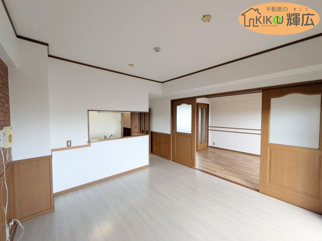 【居間・リビング】 | メゾンドール姫路英賀保　3階