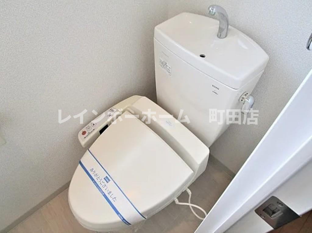 イーストガーデンリバーサイド町田※初期費用分割後払いサービス利用可能物件のトイレ