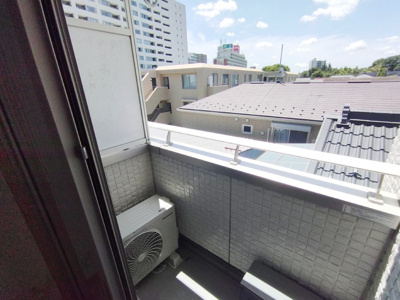 【バルコニー】 | ハイツ・タカイド