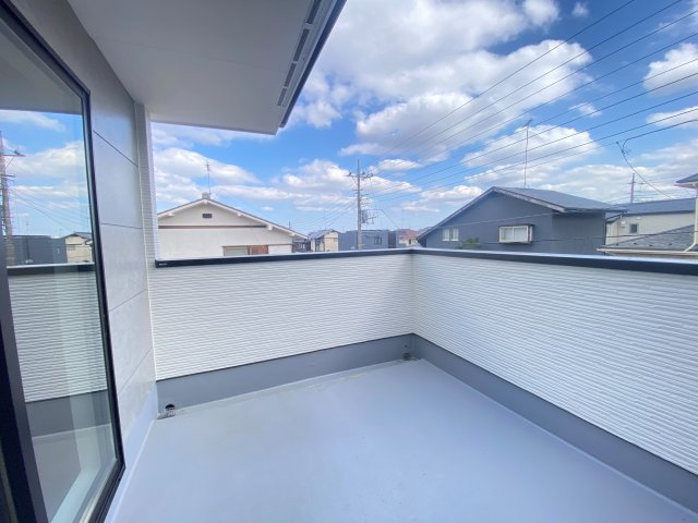 『八王子市新築戸建て』八王子市めじろ台3-25-3【仲介手数料無料】　１５期のバルコニー|～仲介手数料無料☆八王子ひなた不動産～八王子市めじろ台　新築戸建て