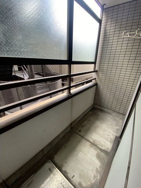 クィーンライフ巽のバルコニー
