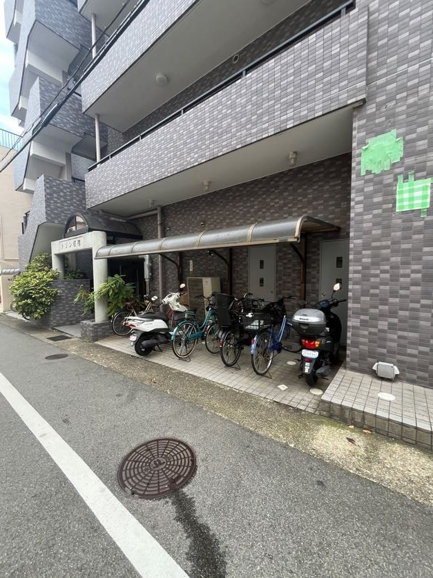 メゾン板宿の外観