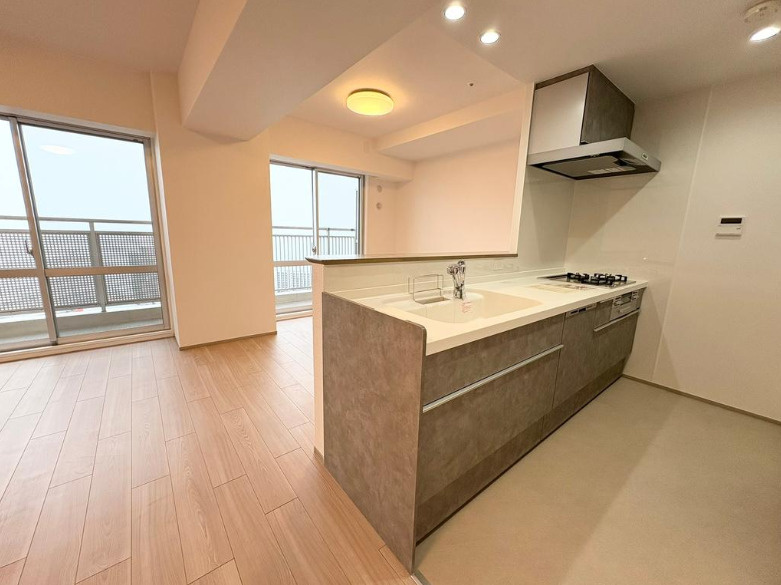 【中古マンション】ファーストタワー大津MARYのキッチン