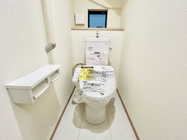 千葉市稲毛区穴川２丁目全３棟【現地販売会】のトイレ