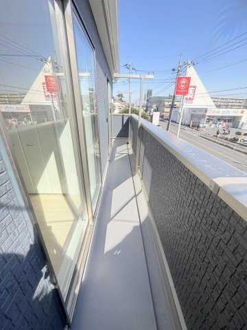 三郷市早稲田6丁目　新築戸建　全4棟　1号棟のバルコニー|南東向きバルコニーにて日当たり良好