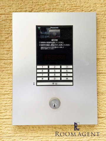 ハーモニーテラス御器所のエントランス