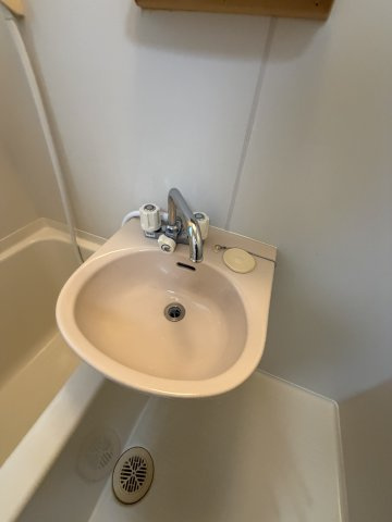 ニシオカマンションの洗面所