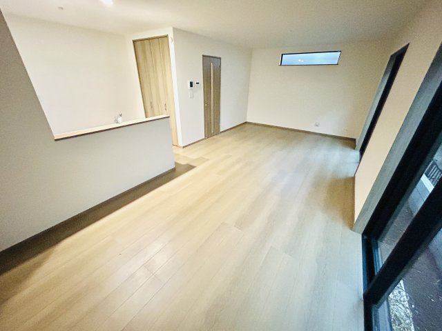 千葉市稲毛区穴川２丁目全３棟【現地販売会】の居間・リビング