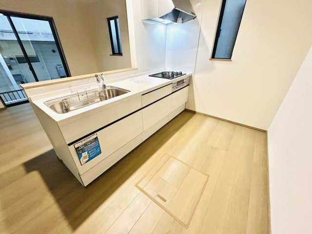 千葉市稲毛区穴川２丁目全３棟【現地販売会】のキッチン
