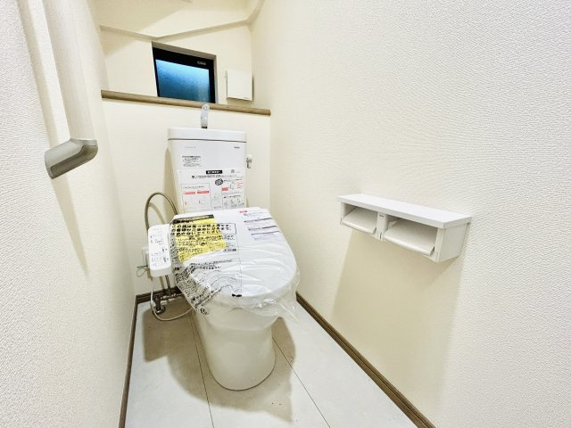 千葉市稲毛区穴川２丁目全３棟【現地販売会】のトイレ