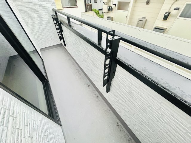 千葉市稲毛区穴川２丁目全３棟【現地販売会】のバルコニー