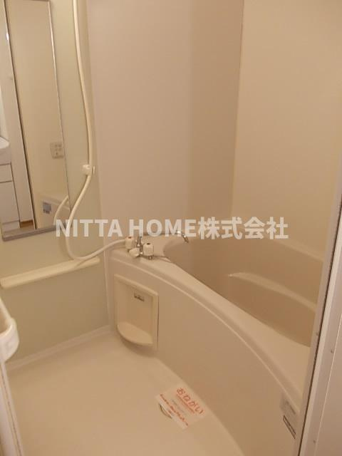 モダンクリスタルの浴室|追い焚き機能・浴室乾燥機も設置済み(*^^)