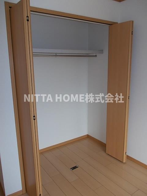 モダンクリスタルの収納|大きな収納も嬉しいpoint！！