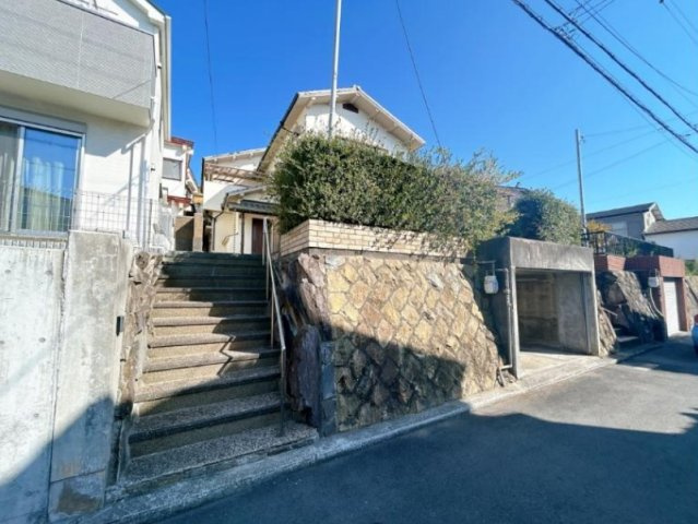 明石市魚住町清水の外観