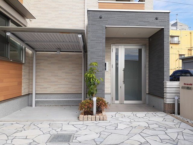 アルカンシエル　ヌーモのエントランス