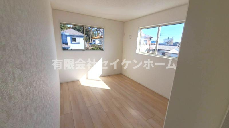 大里郡寄居町赤浜　新築住宅　①号棟の洋室