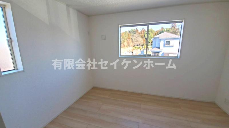 大里郡寄居町赤浜　新築住宅　①号棟の洋室