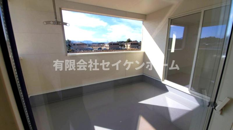 大里郡寄居町赤浜　新築住宅　①号棟のバルコニー