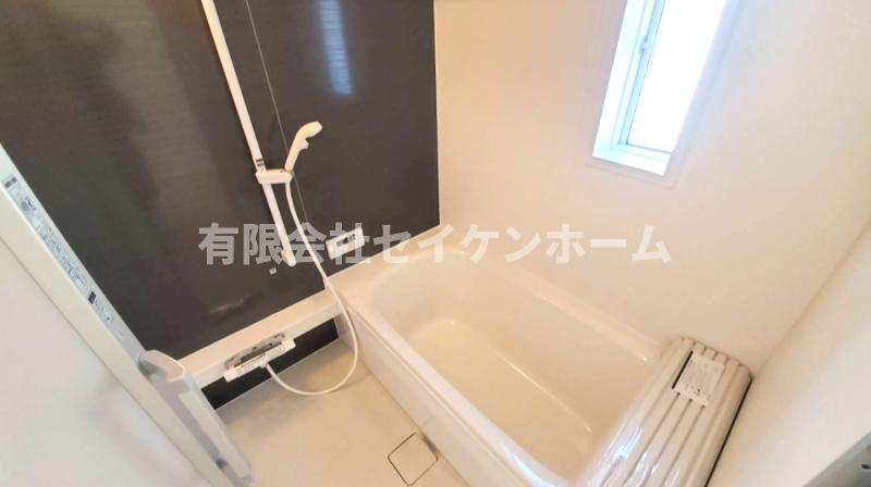 大里郡寄居町赤浜　新築住宅　①号棟の浴室