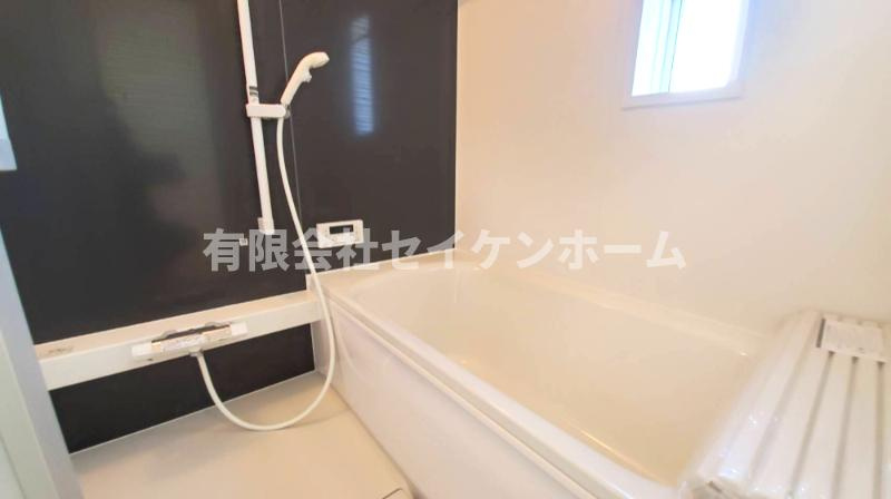 大里郡寄居町赤浜　新築住宅　①号棟の浴室