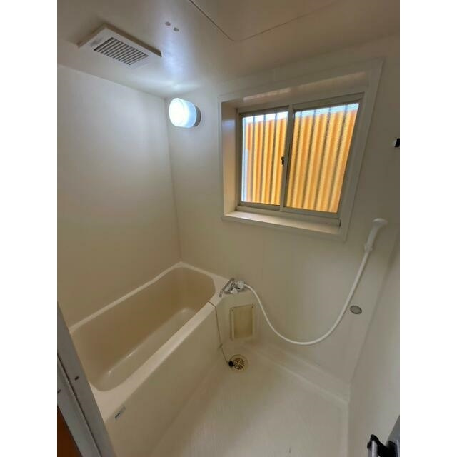 北本市本町５丁目のアパートの浴室|日々の暮らしに欠かせないお風呂です