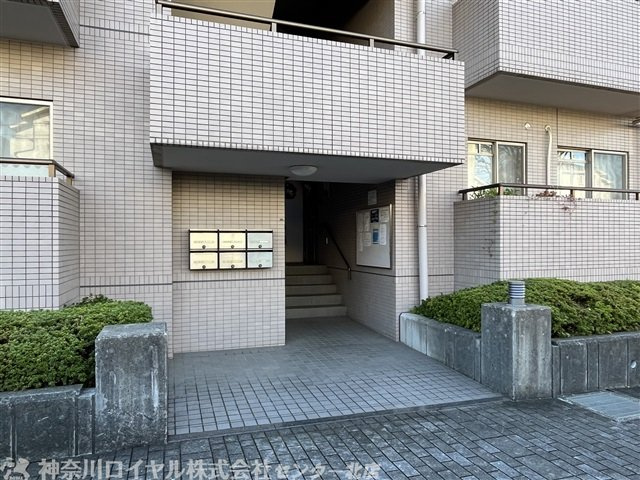 【エントランス】
