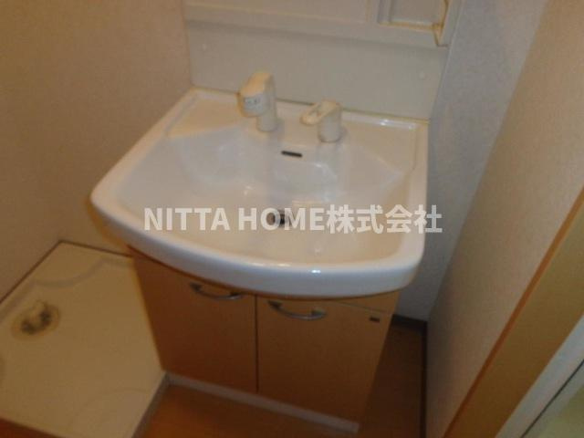 ヴァンベール　いそうの洗面所|室内洗濯機置場も完備◇