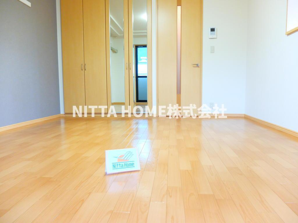 ヴァンベール　いそうの居間・リビング|お部屋は広々９.１帖♪