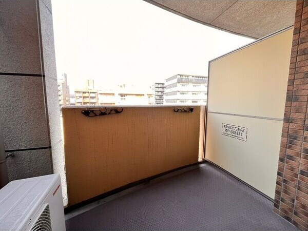 プレサンス泉アーバンゲートのバルコニー