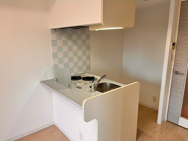 プレサンス泉アーバンゲートのキッチン