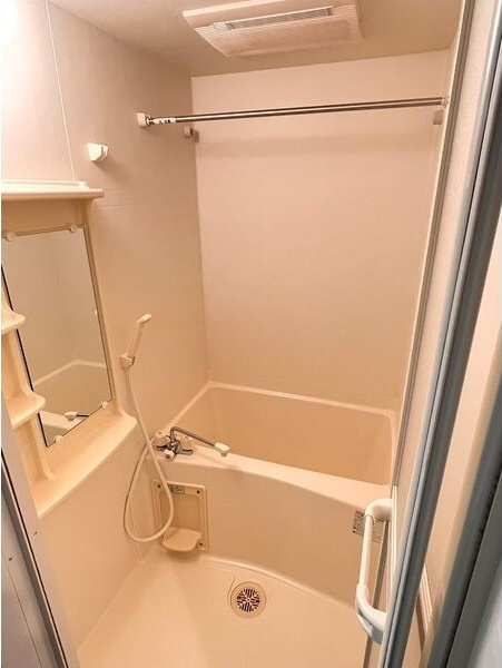 プレサンス泉アーバンゲートの浴室