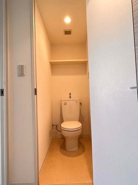 プレサンス泉アーバンゲートのトイレ