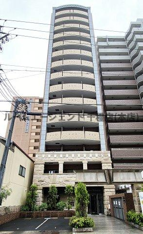 プレサンス泉アーバンゲートの外観