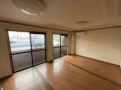 【居間・リビング】 | グランド・ソレイユ | リビング