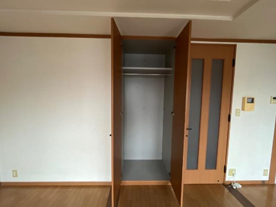 【収納】 | グランド・ソレイユ | クローゼット