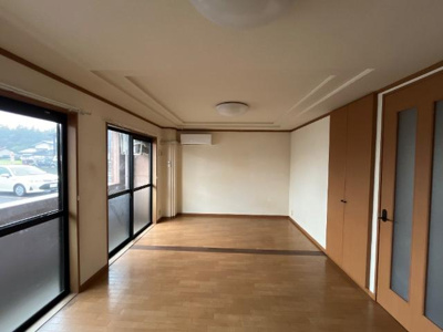 【居間・リビング】 | グランド・ソレイユ | リビング