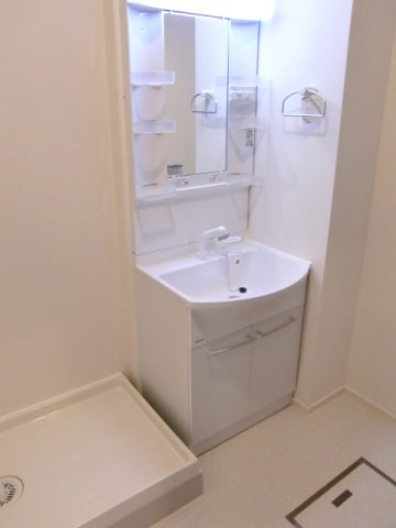 クレールメゾン多摩川の洗面所