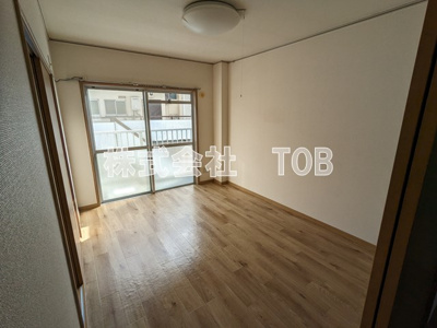 【洋室】 | ニューカレード