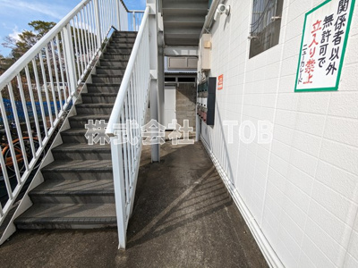 【エントランス】 | ニューカレード